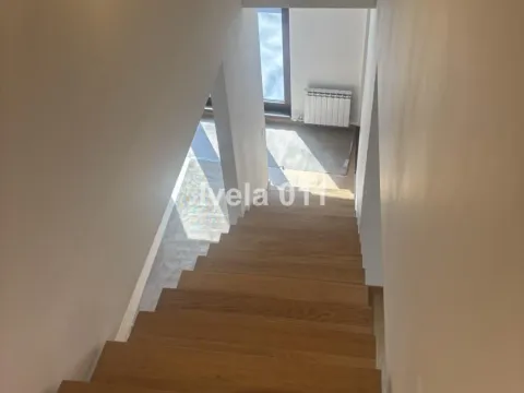 Prodaja, četvorosoban stan, 144m², Vračar Centar, Vračar Sve Podlokacije - image 13