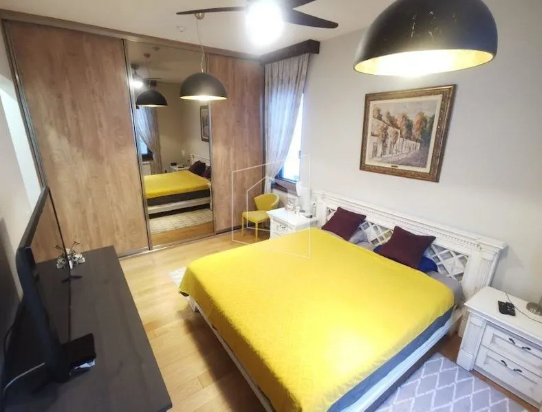 Sale, house, 180m², Podgorica, Crna Gora