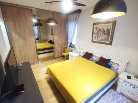 Sale, house, 180m², Podgorica, Crna Gora - image 20