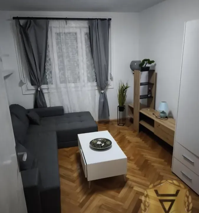 Izdavanje, dvosoban stan, 60m², Karaburma, Palilula Sve Podlokacije