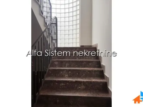 Izdavanje, kuća, 600m², Savski Venac, Beograd - image 7