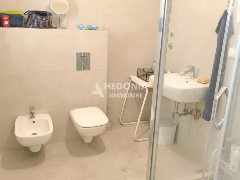 Sale, four bedroom apartment, 165m², Stari Grad, Beograd - image 7