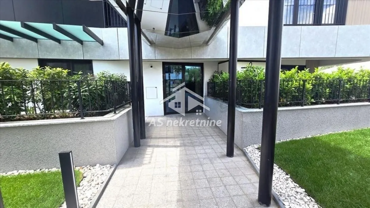 Izdavanje, dvosoban stan, 52m², Banovo Brdo, Beograd