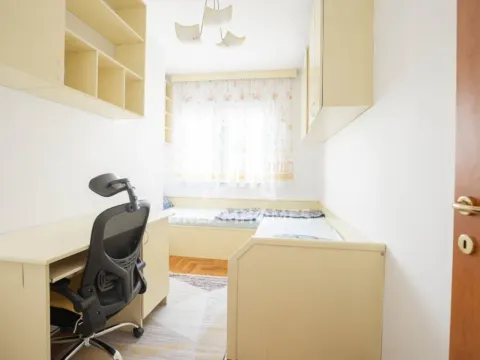 Izdavanje, dvosoban stan, 60m², Preko Morače, Podgorica - image 4