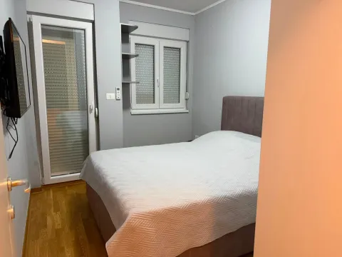 Rent, two bedroom apartment, 65m², Zagorič, Podgorica - image 2