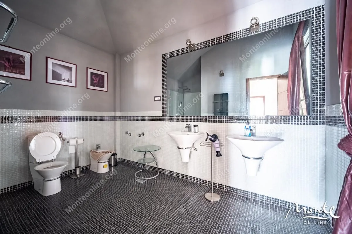 Prodaja, kuća, 188m², Sasovići, Herceg Novi