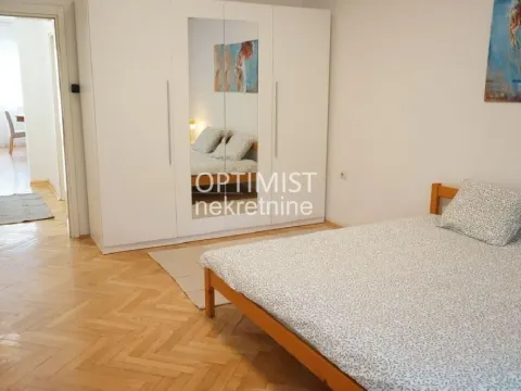 Rent, two bedroom apartment, 64m², Vračar Centar, Vračar Sve Podlokacije - image 4
