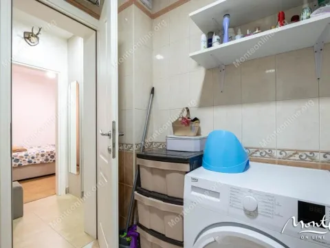 Prodaja, dvosoban stan, 48m², Dobrota, Kotor - image 22