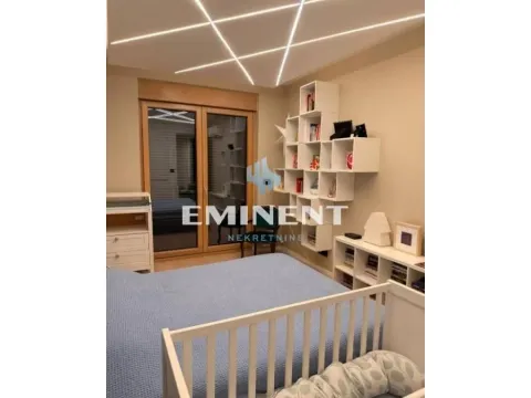 Izdavanje, trosoban stan, 103m², Stari Grad, Beograd - image 8