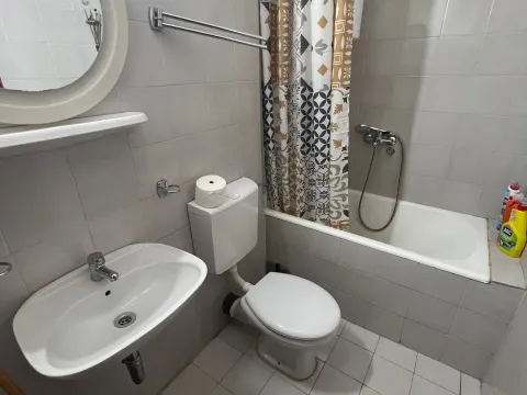 Rent, one bedroom apartment, 37m², Centar, Bar - image 9