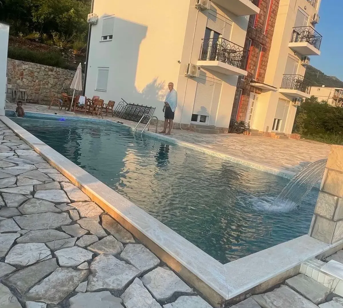Sale, house, 313m², Sutomore, Bar