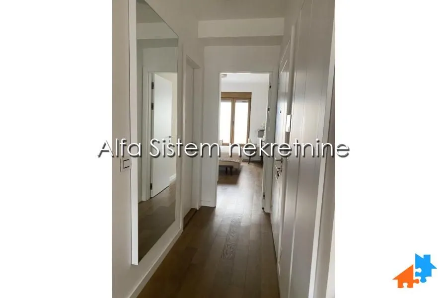 Izdavanje, dvosoban stan, 43m², Vračar Centar, Vračar Sve Podlokacije