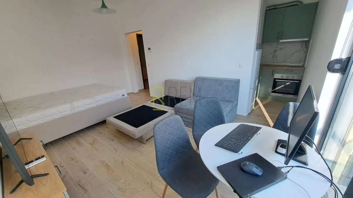Prodaja, garsonjera, 26m², Bečići, Budva