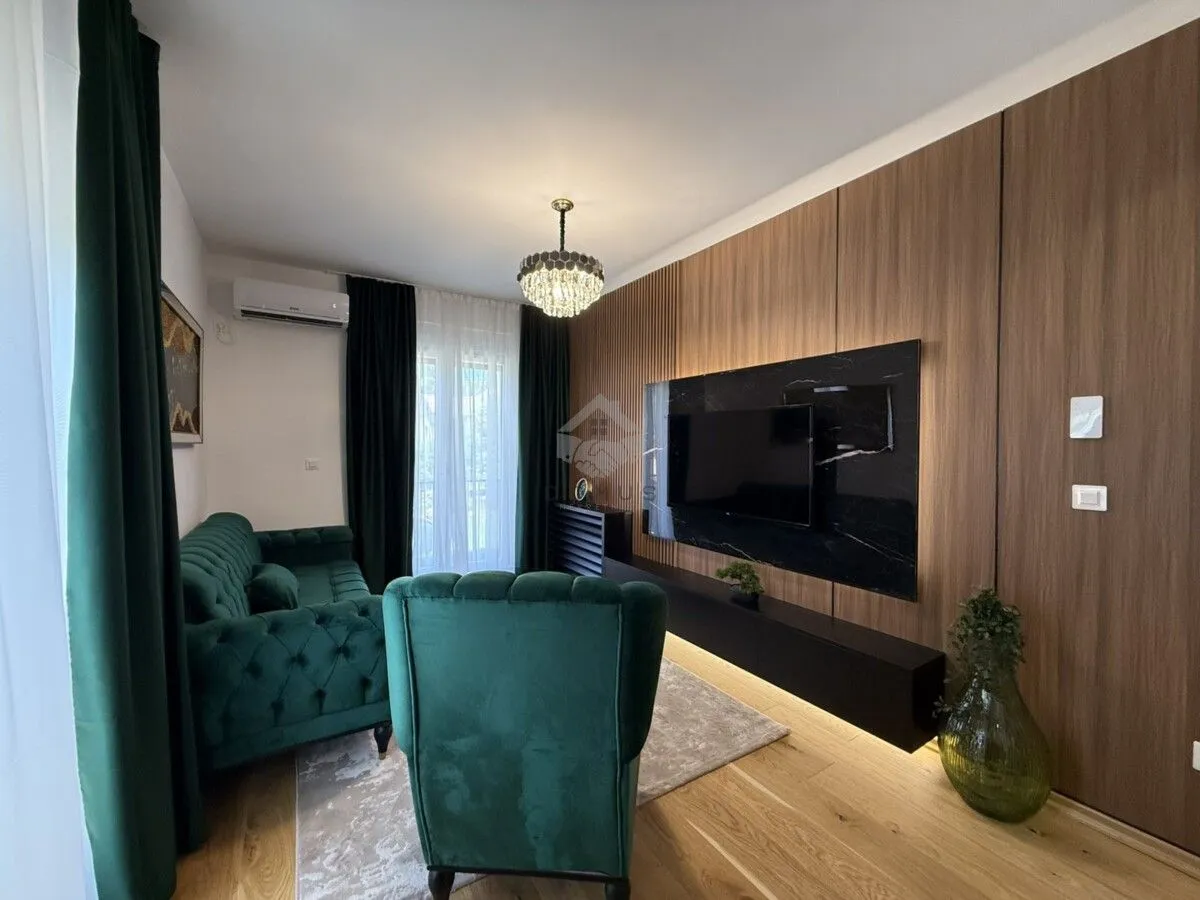 Izdavanje, jednosoban stan, 45m², Kolašin, Crna Gora