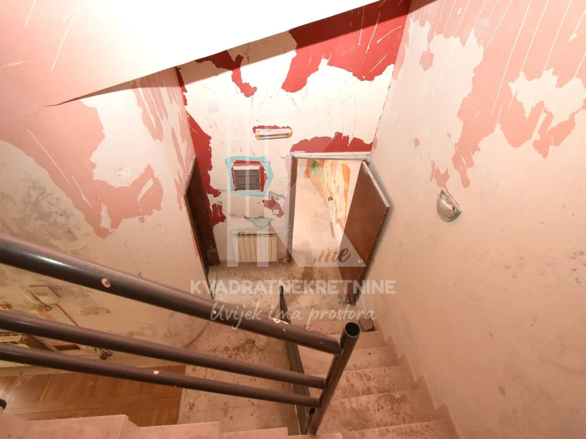 Sale, house, 217m², Centar, Podgorica