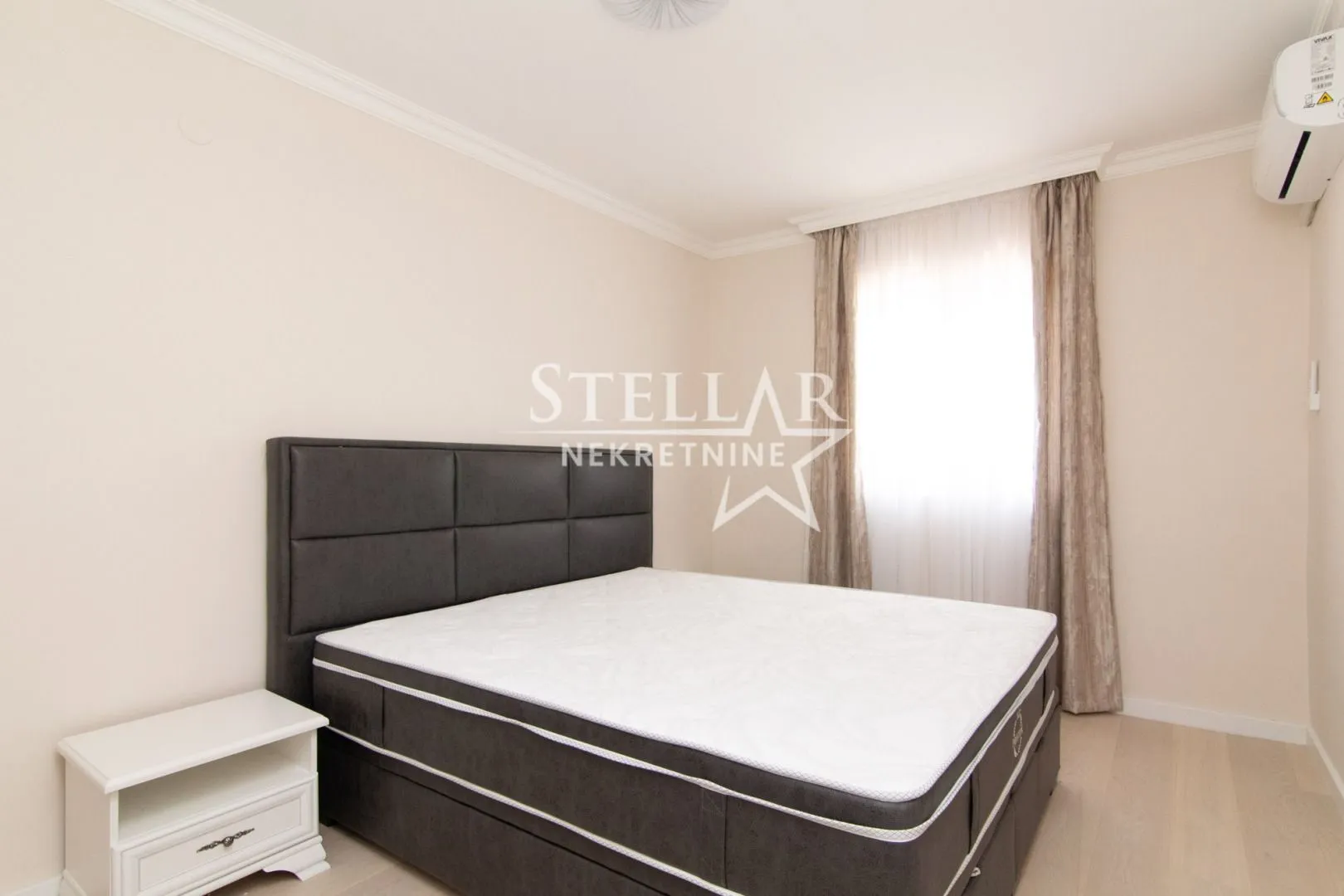 Izdavanje, trosoban stan, 90m², Momišići, Podgorica