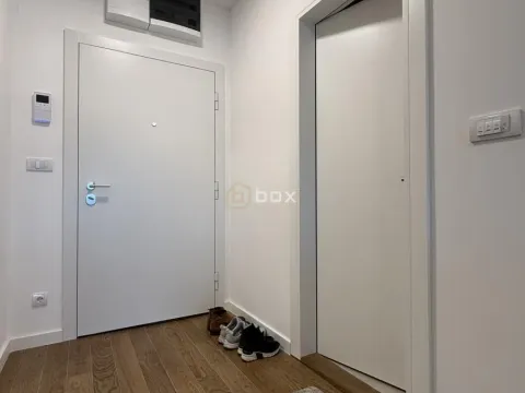 Sale, studio apartment, 32m², Medijana, Niš - image 9