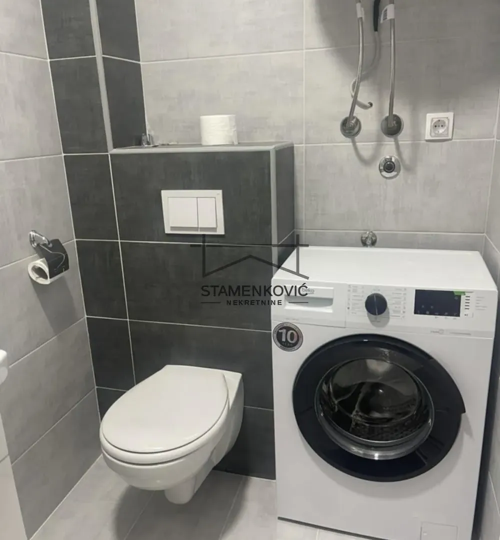 Prodaja, stan, 26m², Lipov gaj, Novi Sad Sve Podlokacije