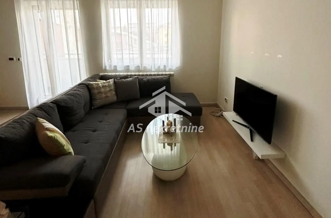 Rent, three bedroom apartment, 81m², Lekino Brdo, Voždovac Sve Podlokacije