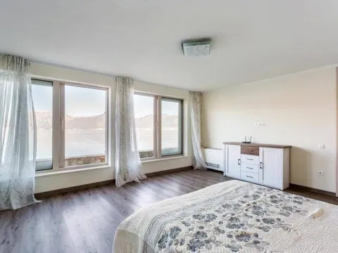 Prodaja, kuća, 240m², Krašići, Tivat - image 13
