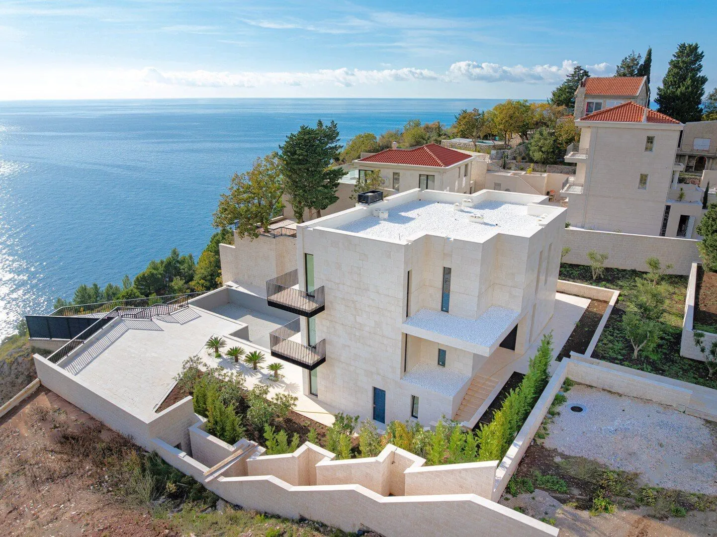 Prodaja, kuća, 443m², Skočiđevojka, Budva
