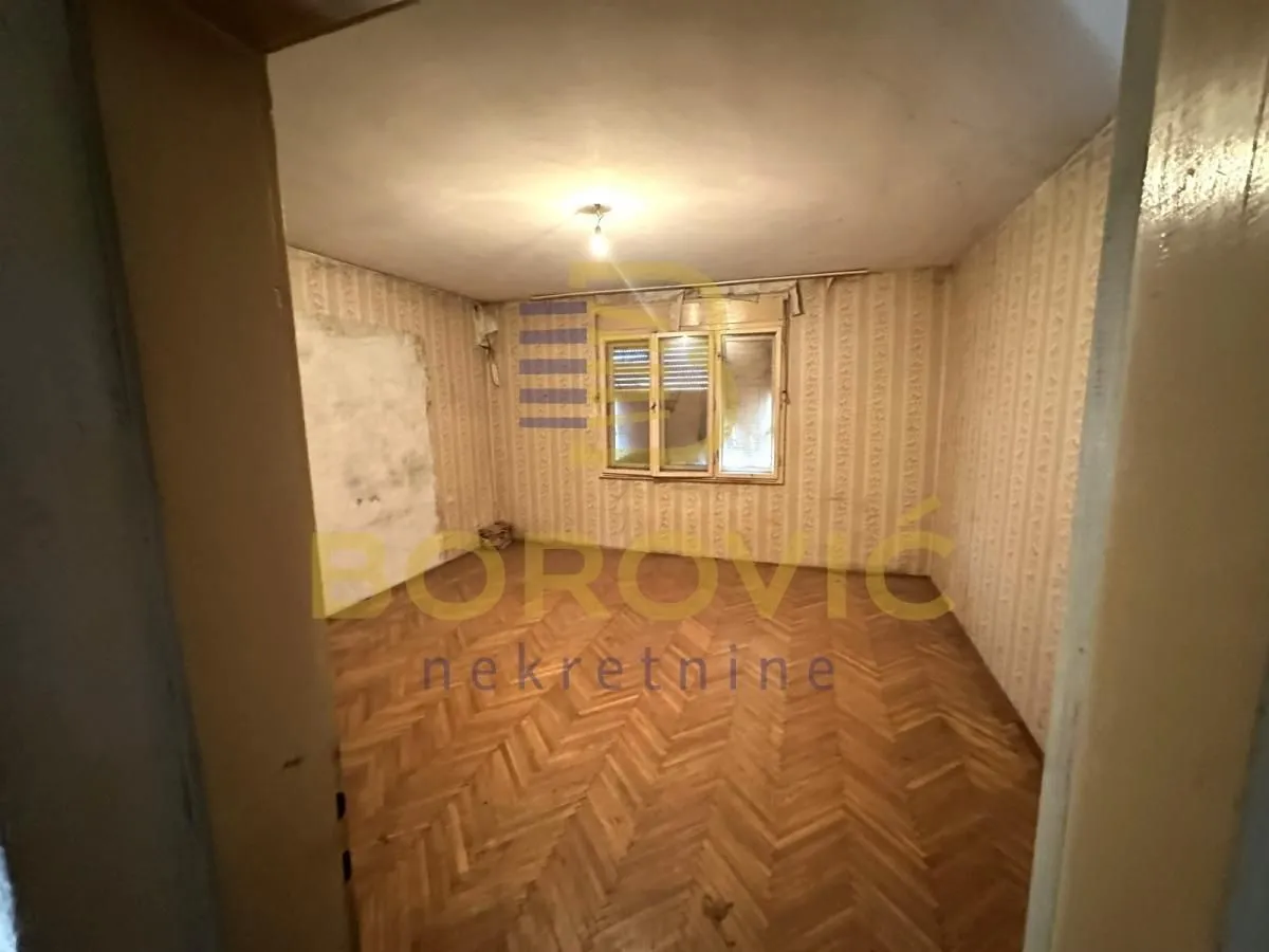 Sale, house, 252m², Batajnica, Beograd