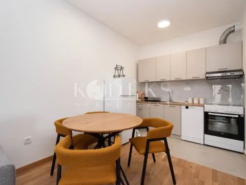 Izdavanje, jednosoban stan, 40m², Tološi, Podgorica - image 4