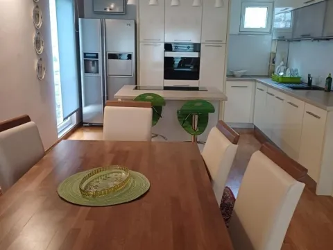 Prodaja, dvosoban stan, 70m², Sveti Stefan, Budva - image 10
