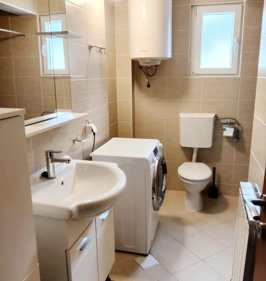 Rent, house, 136m², Donja Lastva, Tivat