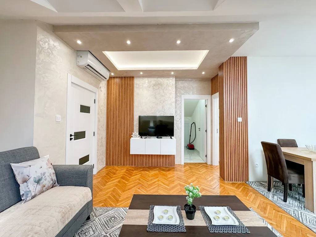Rent, one bedroom apartment, 65m², Stari Aerodrom, Podgorica