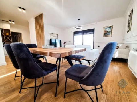 Prodaja, kuća, 200m², Donji Kokoti, Podgorica - image 9