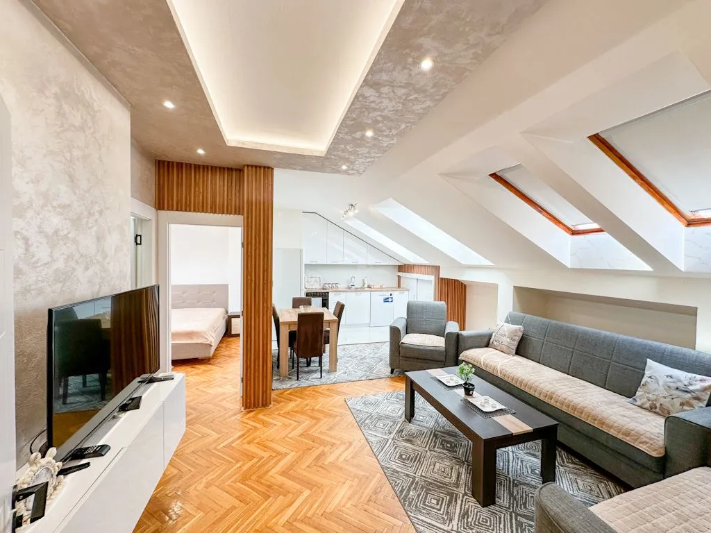 Rent, one bedroom apartment, 65m², Stari Aerodrom, Podgorica