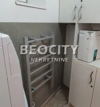 Rent, one bedroom apartment, 32m², Gundulićev Venac, Beograd - image 11