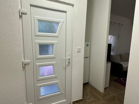 Izdavanje, stan, 54m², Seljanovo, Tivat - image 4