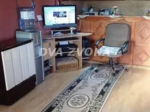 Prodaja, kuća, 192m², Novi Bečej, Zrenjanin - image 6