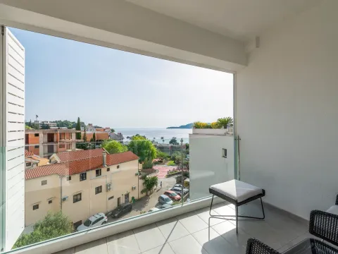 Prodaja, trosoban stan, 83m², Pržno, Budva - image 17