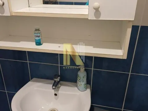 Izdavanje, jednosoban stan, 40m², Rotkvarija, Novi Sad Sve Podlokacije - image 13