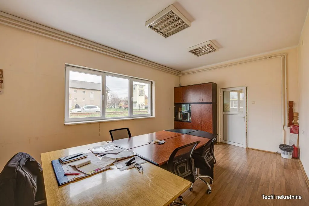 Sale, office space, 1200m², Bečej, Novi Sad