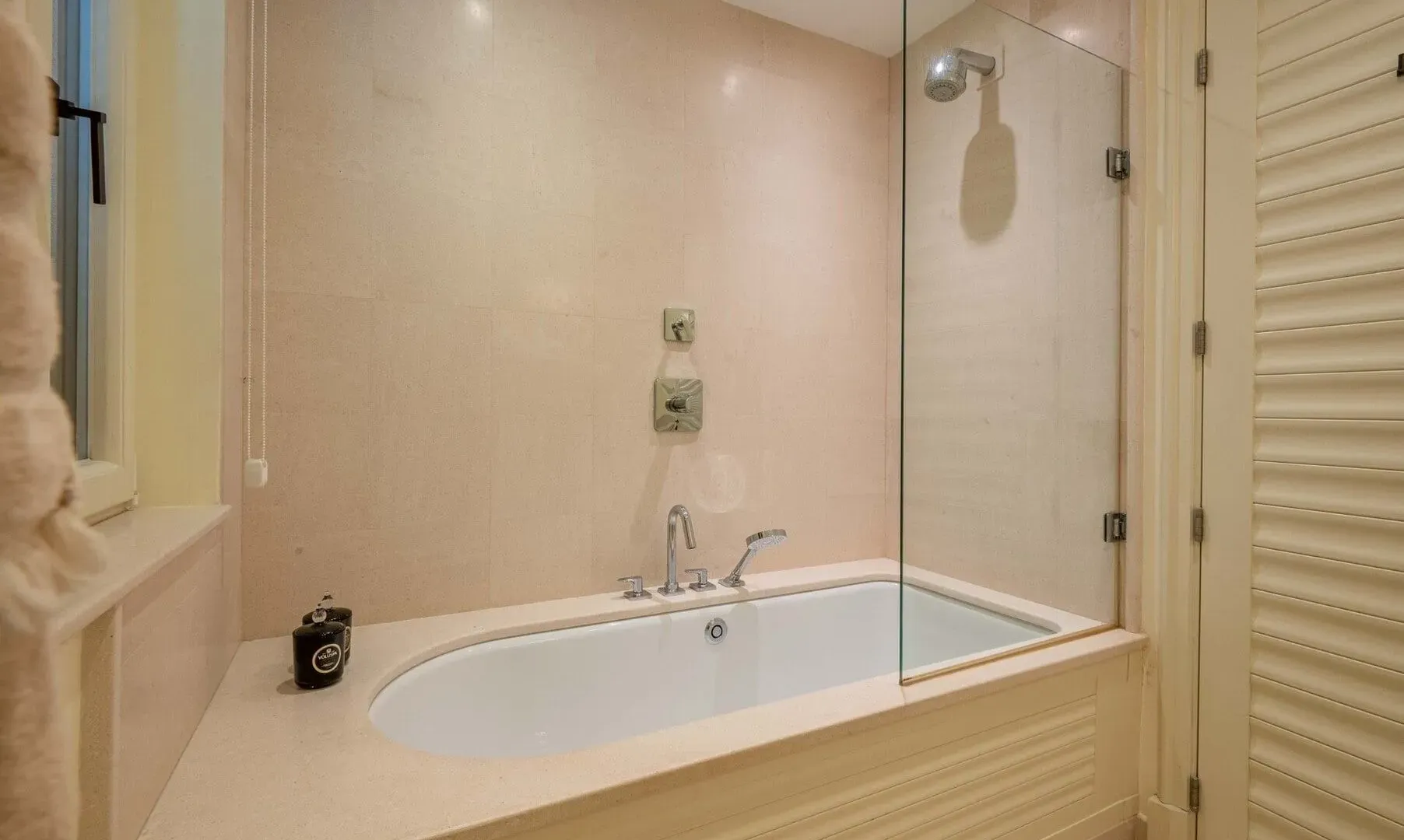 Prodaja, dvosoban stan, 121m², Porto Montenegro, Tivat