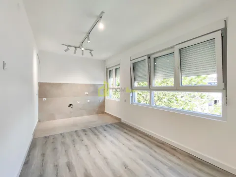 Prodaja, jednosoban stan, 46m², Preko Morače, Podgorica - image 9