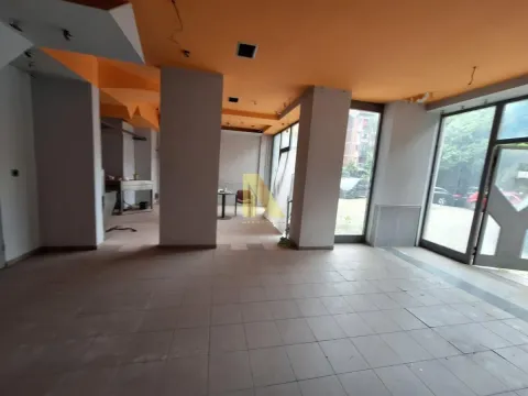 Izdavanje, poslovni prostor, 66m², Novo naselje, Novi Sad - image 2