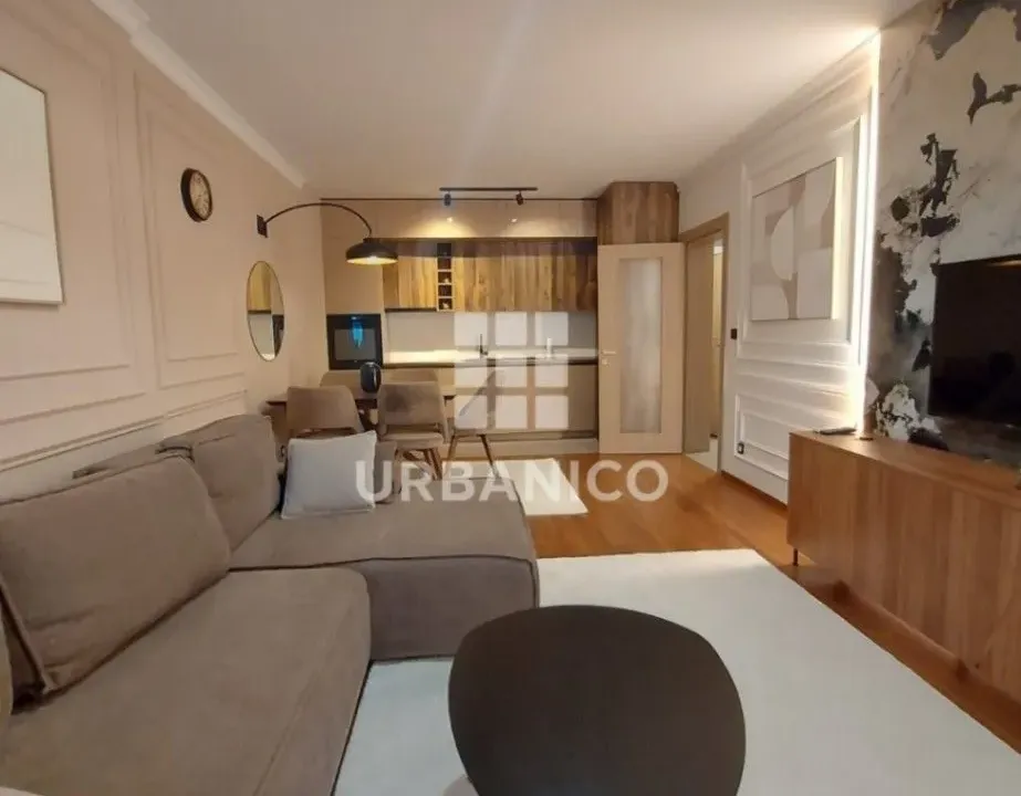 Izdavanje, jednosoban stan, 55m², Master Kvart, Podgorica