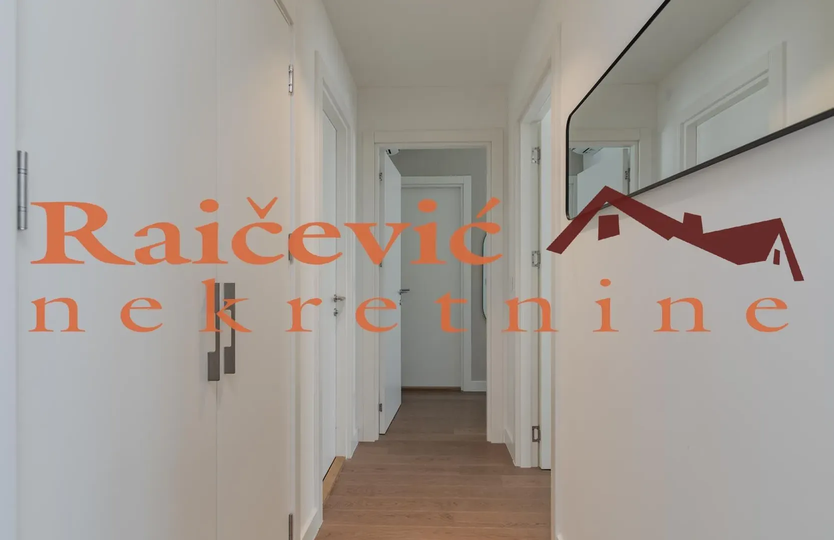 Izdavanje, trosoban stan, 77m², Savski Venac, Beograd
