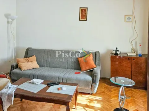 Izdavanje, jednosoban stan, 50m2, Malo Brdo, Podgorica Izdavanje, jednosoban stan, 50m2, Malo Brdo, Podgorica