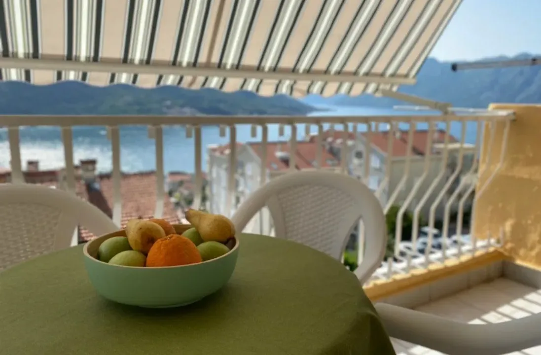 Prodaja, dvosoban stan, 51m², Sveta Vrača, Kotor