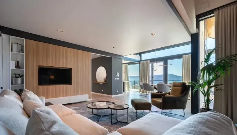 Prodaja, kuća, 240m², Tivat, Crna Gora