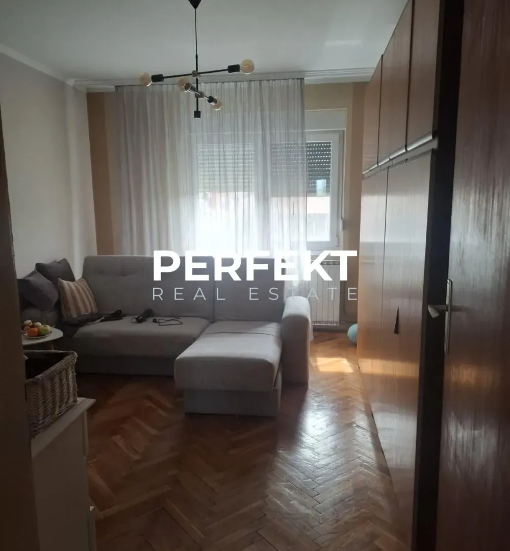 Prodaja, kuća, 273m², Pančevo, Srbija