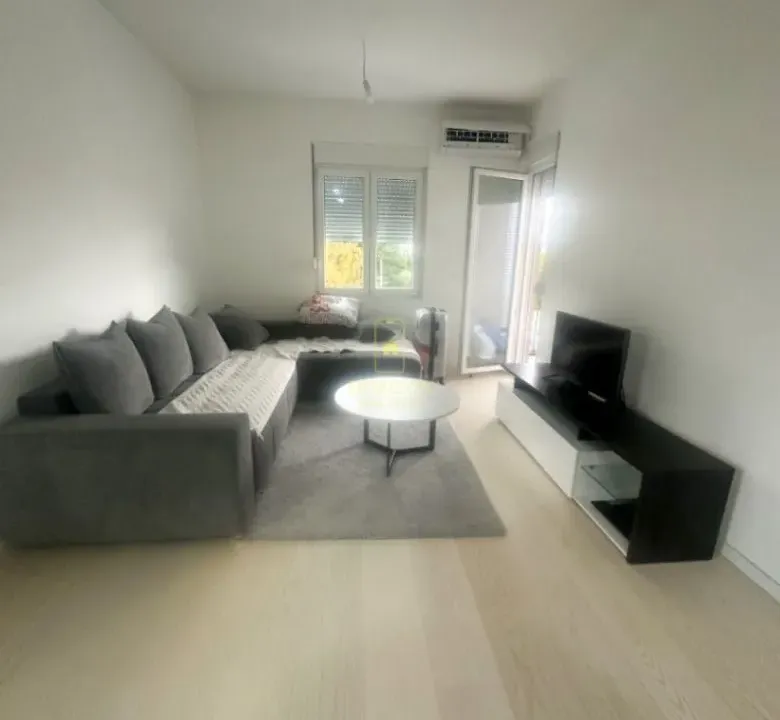Prodaja, dvosoban stan, 73m², Zabjelo, Podgorica