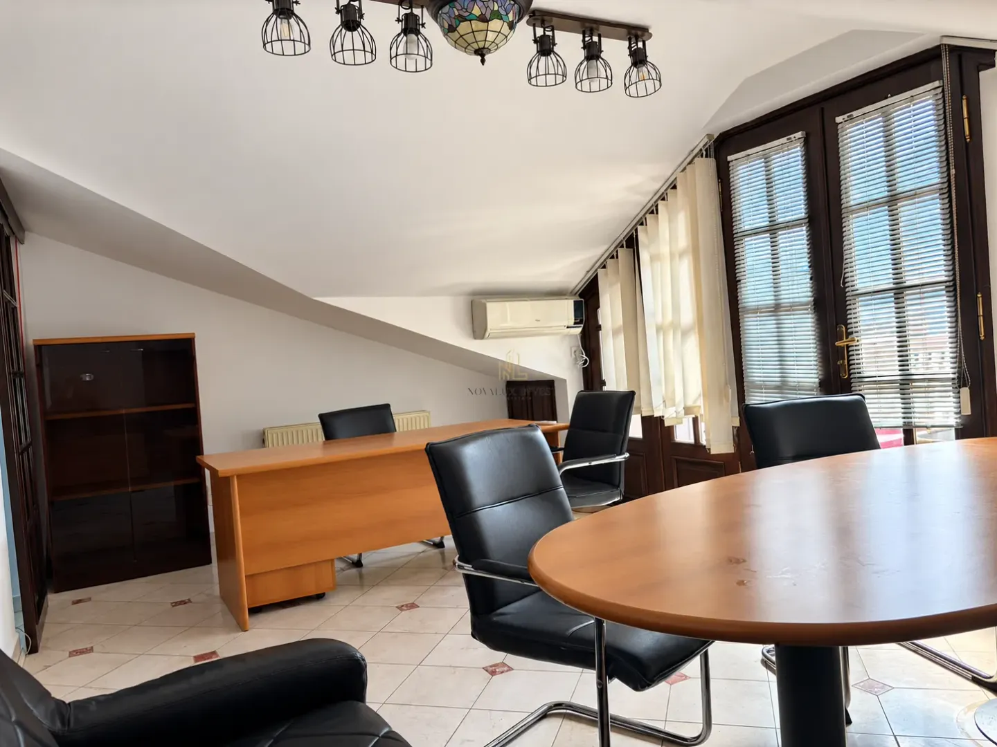 Rent, office space, 140m², Centar, Podgorica