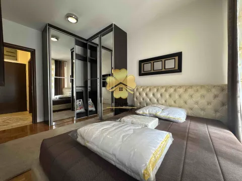 Izdavanje, jednosoban stan, 55m², City Kvart, Podgorica - image 8